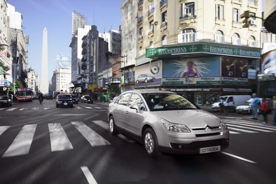  Citroen C4 Sedan 2008 года  (фото 41 из 75)